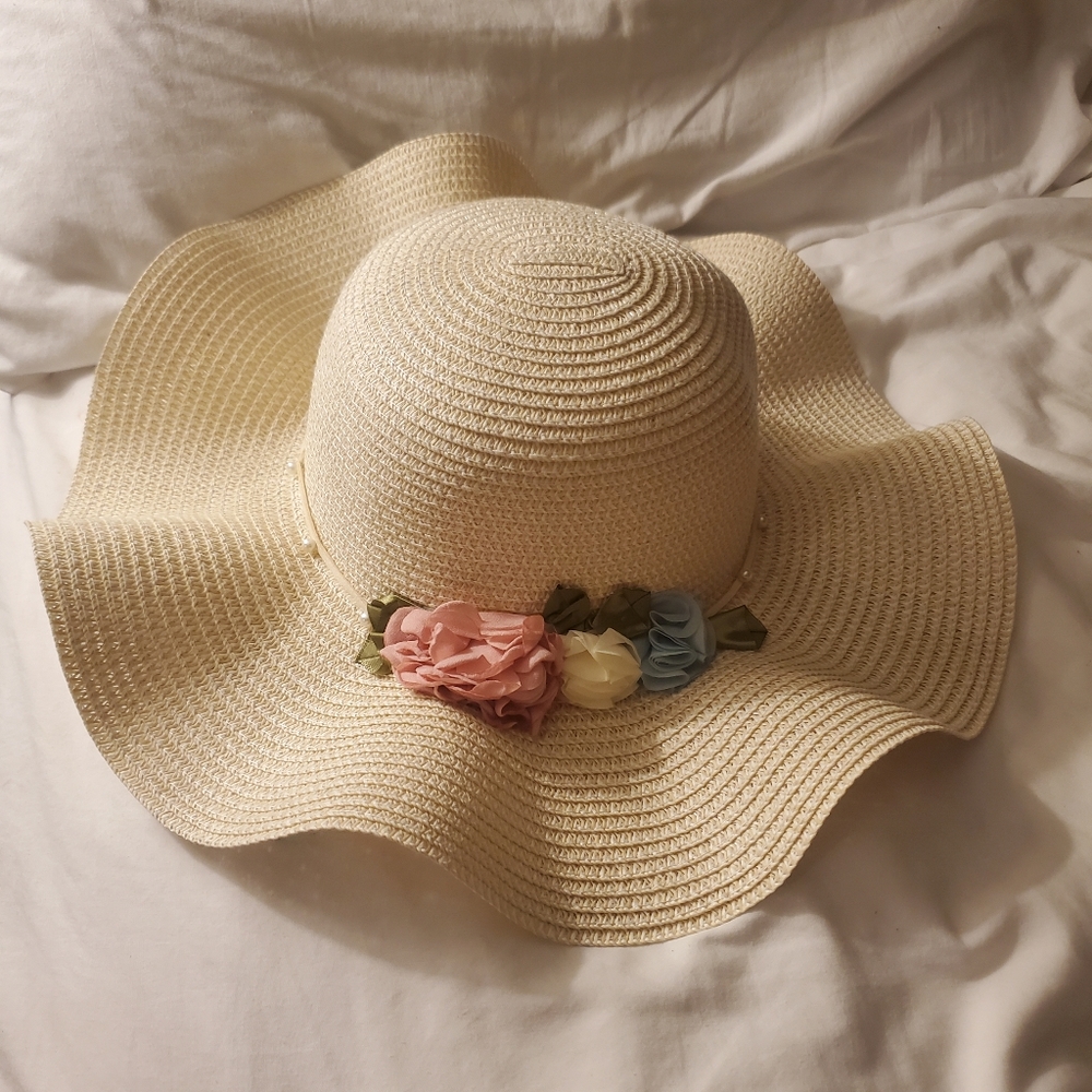 🥰🥰 Brand new Sun-Hat